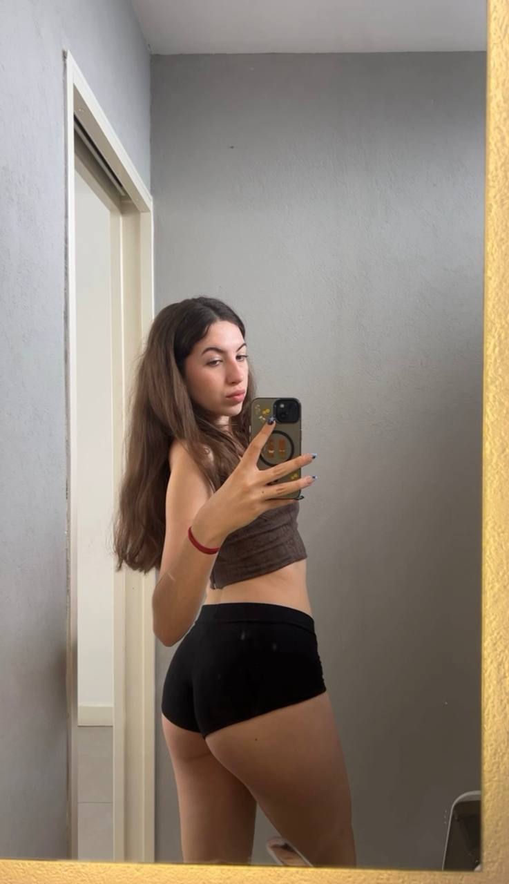 Amber in her underwear in Palikir