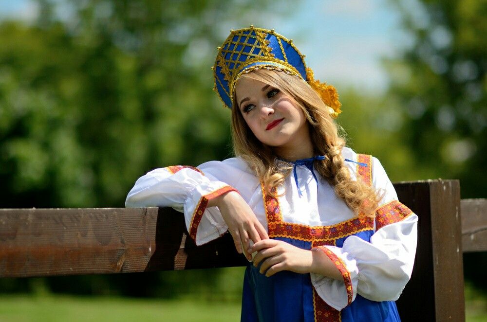 Photo Slavic girls in Palikir