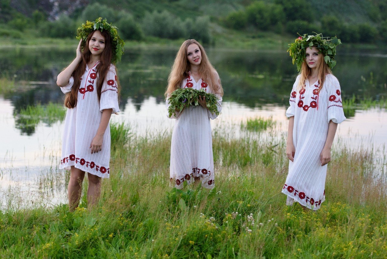 Slavic women in Palikir