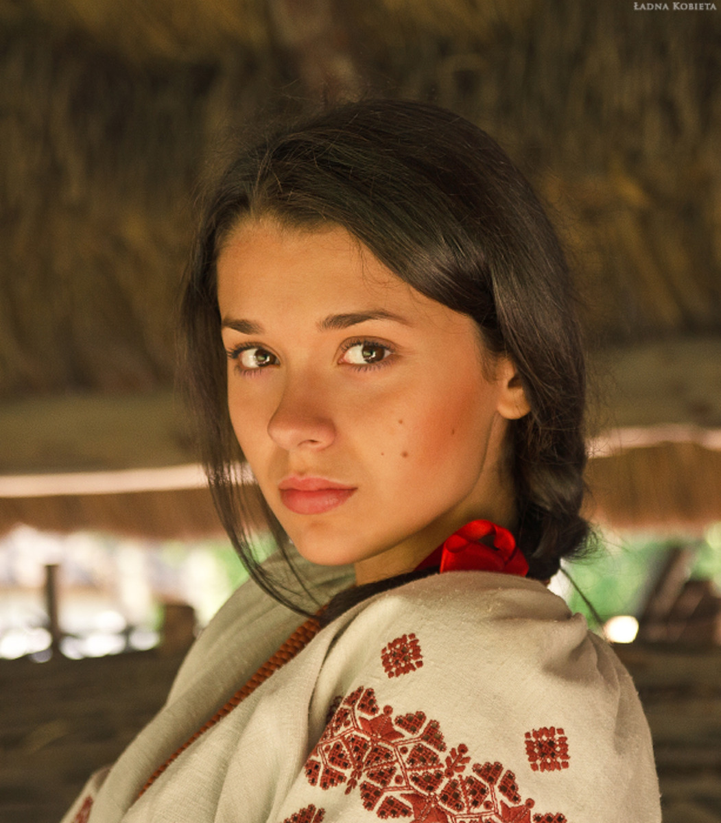 Girls in Slavic costumes in Palikir
