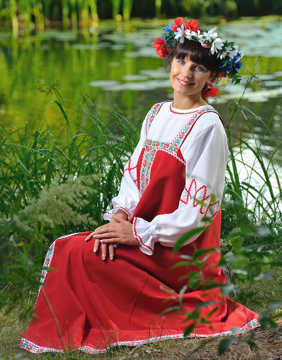 Beautiful girl Girls in Slavic costumes in Palikir